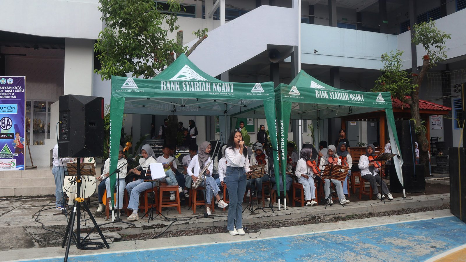 10. Penampilan Ekskul Keroncong